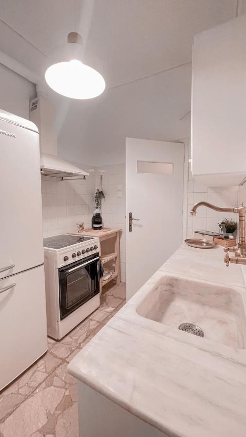 Boho Chic 2Br Apartment In The Center Of Athen Eksteriør billede